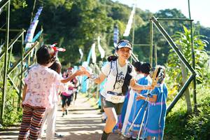 BIB: 3395
                            <button type="button" onclick="openModal(19048086)" class="btn btn-primary btn-sm float-right btn-popup" data-toggle="modal" data-target=".modal-high-quality">
                        <i class="fas fa-shopping-cart"></i> Add to Cart
                    </button>
                                            <button type="button" onclick="isThisMe(19048086, true)" class="btn btn-success btn-sm float-right btn-popup btn-isme hidden" data-toggle="tooltip" data-placement="bottom" title="นี่คือรูปของคุณใช่ไหม คลิกที่นี่เพื่อเอาเข้าอัลบั้ม">
                        <i class="fas fa-plus"></i> Add to album
                    </button>
                    <button type="button" onclick="isThisMe(19048086, false)" class="btn btn-warning btn-sm float-right btn-popup btn-isnotme hidden">
                        <i class="fas fa-ban"></i> Remove from album
                    </button>